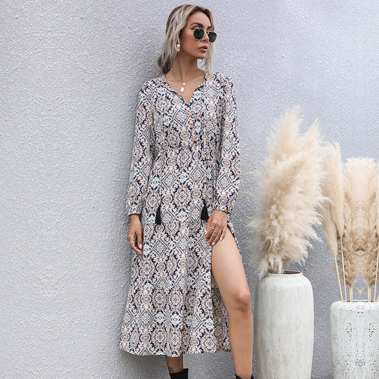 Fashion women's long -sleeved bottoming wild dress